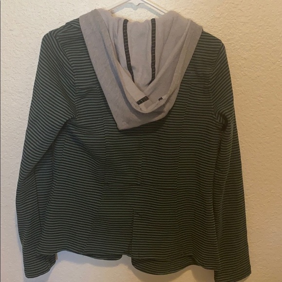 Hurley Jacket - Picture 2 of 3